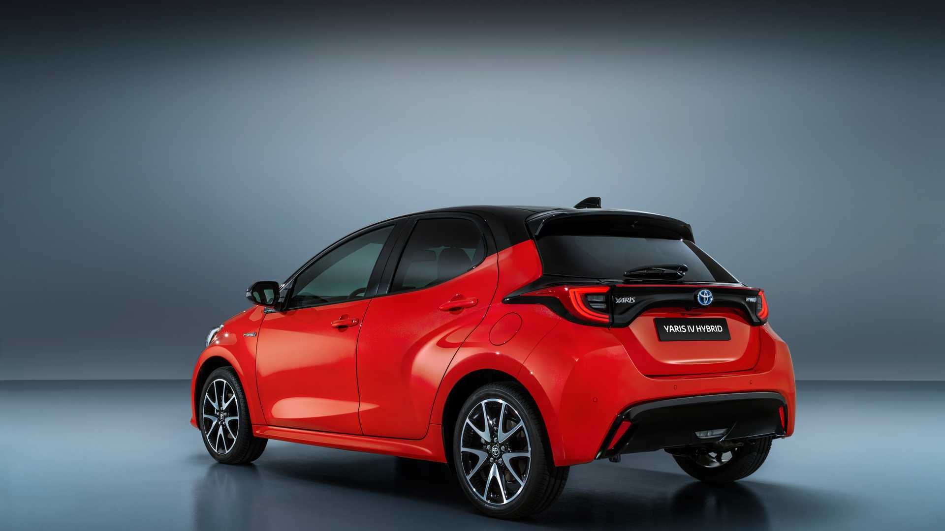 toyota-yaris-2020 (1).jpg