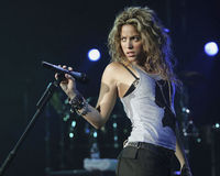 558116-shakira_1280.jpg